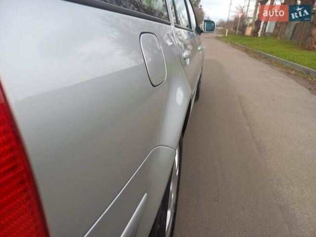 Серый Фольксваген Гольф, объемом двигателя 1.6 л и пробегом 308 тыс. км за 4950 $, фото 3 на Automoto.ua