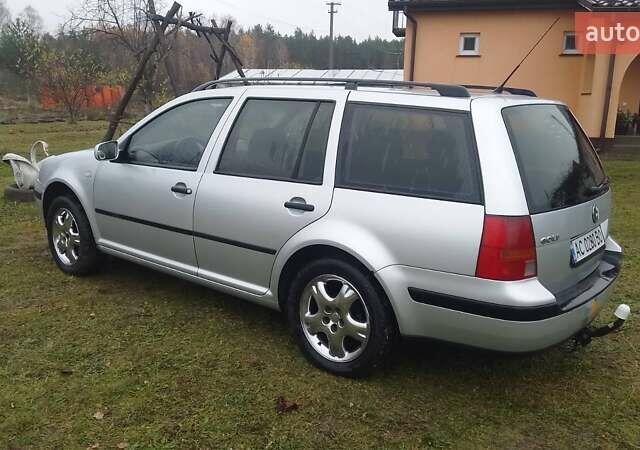 Серый Фольксваген Гольф, объемом двигателя 1.9 л и пробегом 320 тыс. км за 4000 $, фото 4 на Automoto.ua