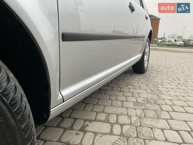 Серый Фольксваген Гольф, объемом двигателя 1.6 л и пробегом 199 тыс. км за 5100 $, фото 6 на Automoto.ua
