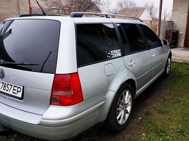 Сірий Фольксваген Гольф, об'ємом двигуна 1.6 л та пробігом 323 тис. км за 4500 $, фото 3 на Automoto.ua