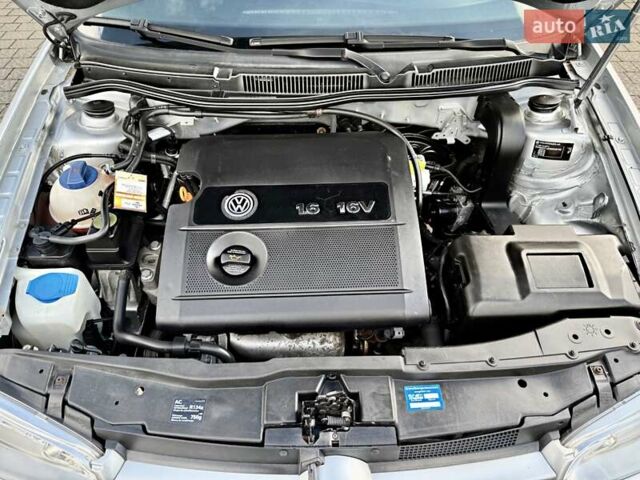 Серый Фольксваген Гольф, объемом двигателя 1.6 л и пробегом 201 тыс. км за 4490 $, фото 13 на Automoto.ua