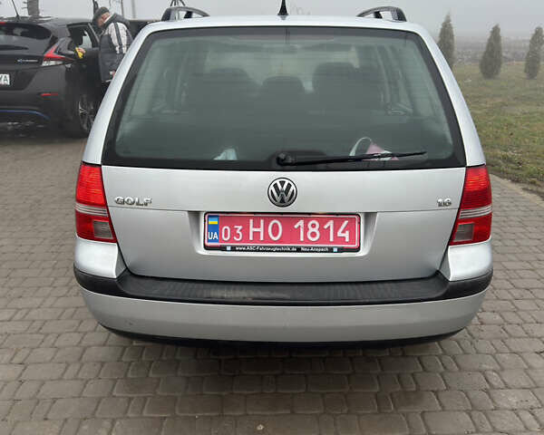 Серый Фольксваген Гольф, объемом двигателя 1.6 л и пробегом 202 тыс. км за 4400 $, фото 3 на Automoto.ua