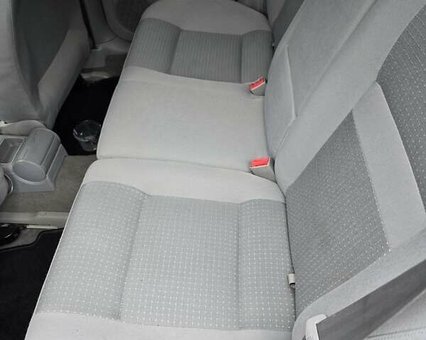 Серый Фольксваген Гольф, объемом двигателя 1.6 л и пробегом 291 тыс. км за 5500 $, фото 1 на Automoto.ua