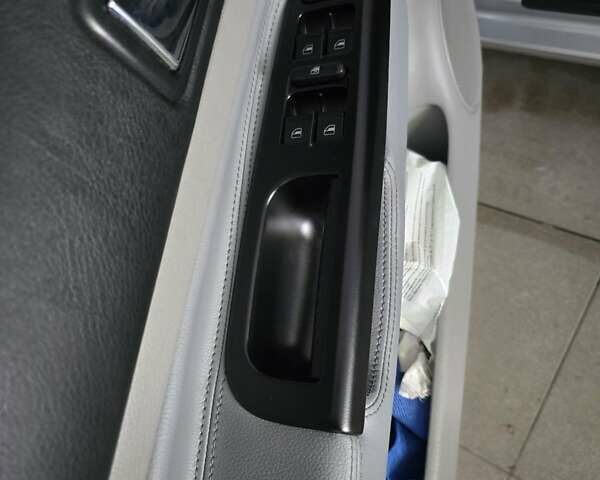 Серый Фольксваген Гольф, объемом двигателя 1.6 л и пробегом 291 тыс. км за 5500 $, фото 12 на Automoto.ua