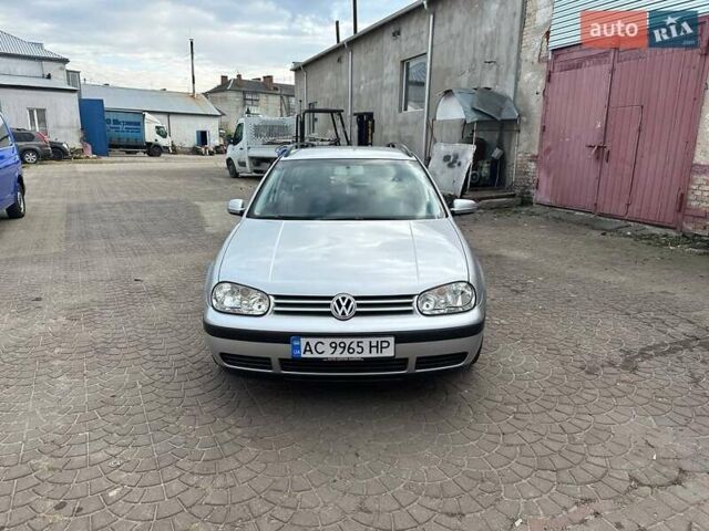 Серый Фольксваген Гольф, объемом двигателя 1.6 л и пробегом 273 тыс. км за 4200 $, фото 1 на Automoto.ua