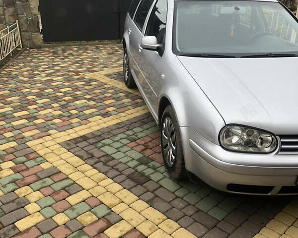 Сірий Фольксваген Гольф, об'ємом двигуна 1.39 л та пробігом 226 тис. км за 3850 $, фото 7 на Automoto.ua