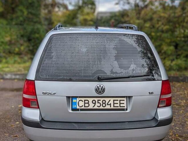 Серый Фольксваген Гольф, объемом двигателя 1.6 л и пробегом 261 тыс. км за 4950 $, фото 2 на Automoto.ua