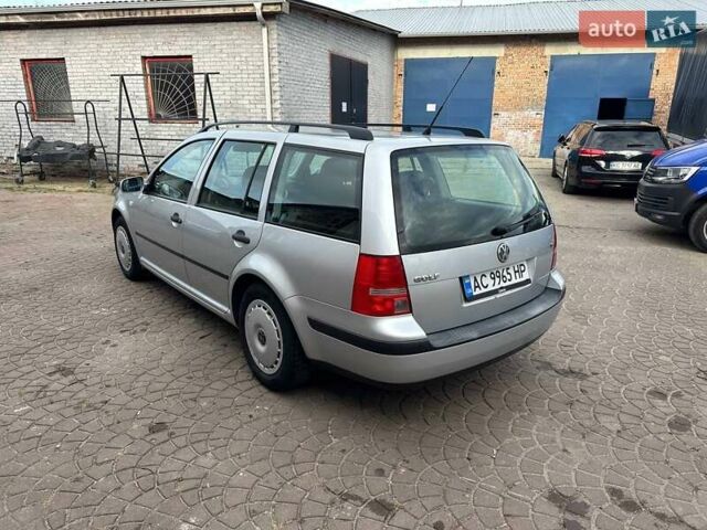 Серый Фольксваген Гольф, объемом двигателя 1.6 л и пробегом 273 тыс. км за 4200 $, фото 8 на Automoto.ua