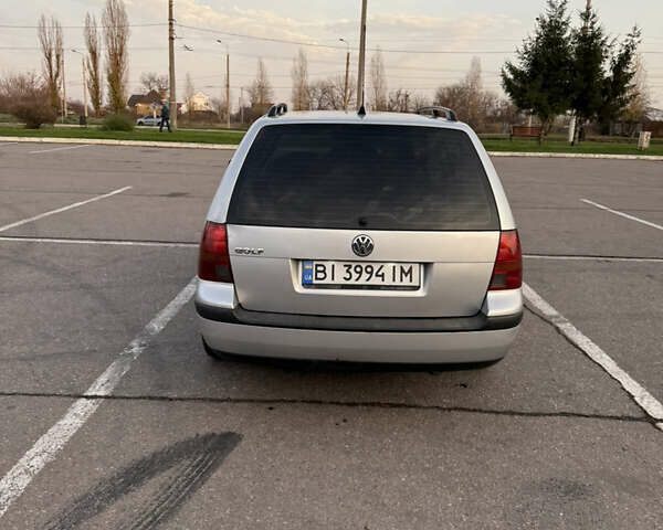 Сірий Фольксваген Гольф, об'ємом двигуна 1.39 л та пробігом 272 тис. км за 3800 $, фото 17 на Automoto.ua