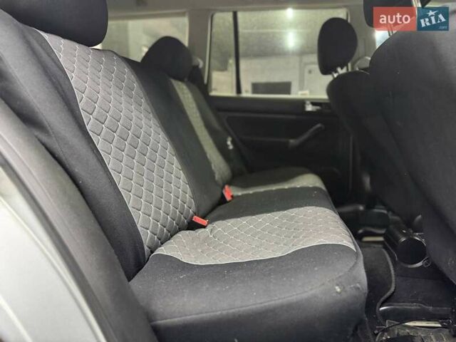 Серый Фольксваген Гольф, объемом двигателя 1.39 л и пробегом 246 тыс. км за 4700 $, фото 13 на Automoto.ua