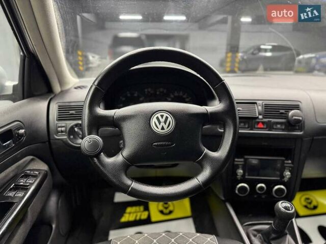 Серый Фольксваген Гольф, объемом двигателя 1.39 л и пробегом 246 тыс. км за 4700 $, фото 11 на Automoto.ua