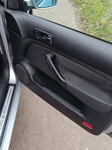 Серый Фольксваген Гольф, объемом двигателя 1.39 л и пробегом 240 тыс. км за 4200 $, фото 2 на Automoto.ua