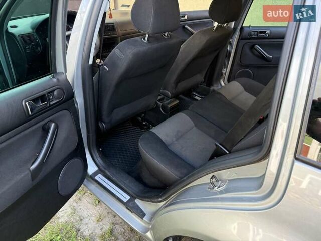 Сірий Фольксваген Гольф, об'ємом двигуна 1.9 л та пробігом 334 тис. км за 4500 $, фото 7 на Automoto.ua