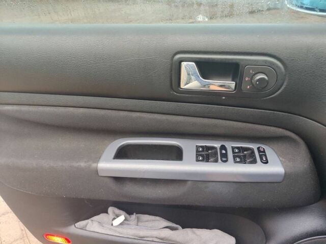 Сірий Фольксваген Гольф, об'ємом двигуна 1.9 л та пробігом 266 тис. км за 4700 $, фото 6 на Automoto.ua