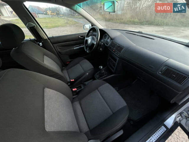 Серый Фольксваген Гольф, объемом двигателя 1.4 л и пробегом 251 тыс. км за 4150 $, фото 54 на Automoto.ua