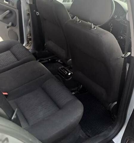 Сірий Фольксваген Гольф, об'ємом двигуна 1.6 л та пробігом 477 тис. км за 3500 $, фото 8 на Automoto.ua