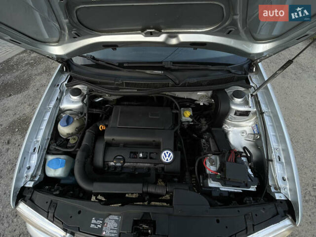 Серый Фольксваген Гольф, объемом двигателя 1.4 л и пробегом 251 тыс. км за 4150 $, фото 84 на Automoto.ua