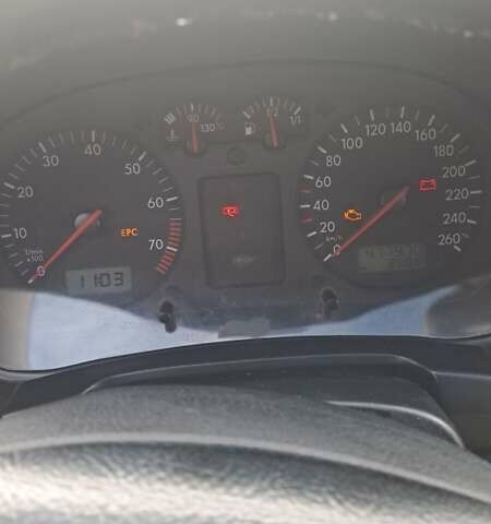 Сірий Фольксваген Гольф, об'ємом двигуна 1.6 л та пробігом 477 тис. км за 3500 $, фото 11 на Automoto.ua