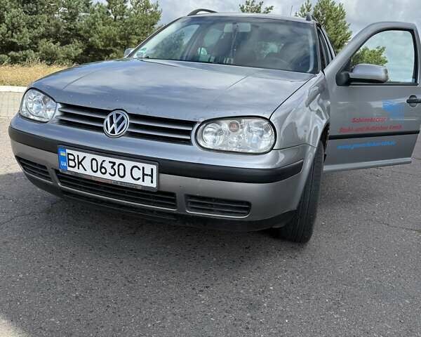 Сірий Фольксваген Гольф, об'ємом двигуна 1.9 л та пробігом 334 тис. км за 4500 $, фото 2 на Automoto.ua