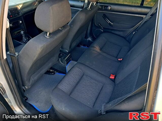 Фольксваген Гольф 2004 в Гайсине на Automoto.ua Серый Фольксваген Гольф, объемом двигателя 1.6 л и пробегом 200 тыс. км за 4500 $, фото 6 на Automoto.ua