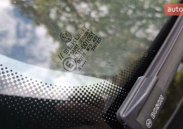 Серый Фольксваген Гольф, объемом двигателя 1.6 л и пробегом 265 тыс. км за 5200 $, фото 10 на Automoto.ua