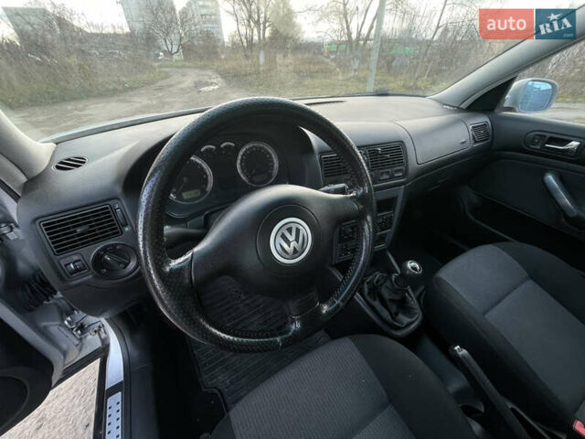 Серый Фольксваген Гольф, объемом двигателя 1.4 л и пробегом 251 тыс. км за 4150 $, фото 42 на Automoto.ua