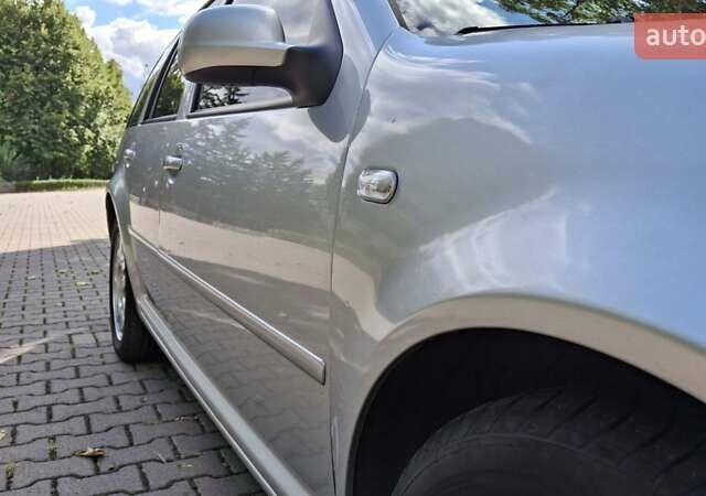 Серый Фольксваген Гольф, объемом двигателя 1.6 л и пробегом 265 тыс. км за 5200 $, фото 7 на Automoto.ua