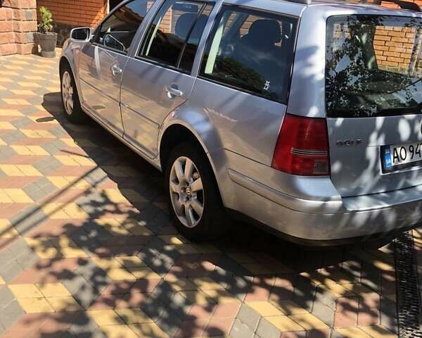 Сірий Фольксваген Гольф, об'ємом двигуна 1.39 л та пробігом 239 тис. км за 4200 $, фото 5 на Automoto.ua