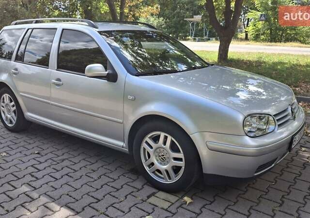 Серый Фольксваген Гольф, объемом двигателя 1.6 л и пробегом 265 тыс. км за 5200 $, фото 6 на Automoto.ua