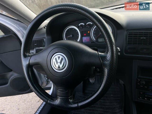 Серый Фольксваген Гольф, объемом двигателя 1.4 л и пробегом 251 тыс. км за 4150 $, фото 67 на Automoto.ua