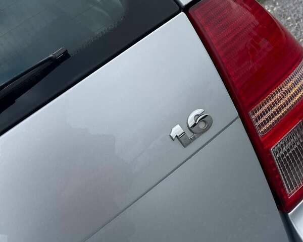 Сірий Фольксваген Гольф, об'ємом двигуна 1.6 л та пробігом 199 тис. км за 5649 $, фото 9 на Automoto.ua