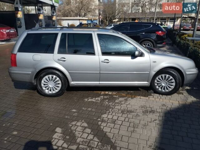 Серый Фольксваген Гольф, объемом двигателя 1.6 л и пробегом 257 тыс. км за 4500 $, фото 3 на Automoto.ua