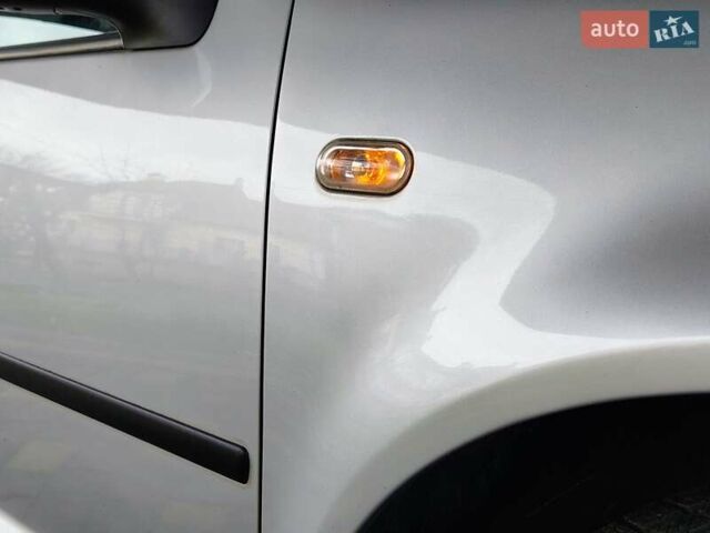 Серый Фольксваген Гольф, объемом двигателя 1.4 л и пробегом 220 тыс. км за 4500 $, фото 30 на Automoto.ua