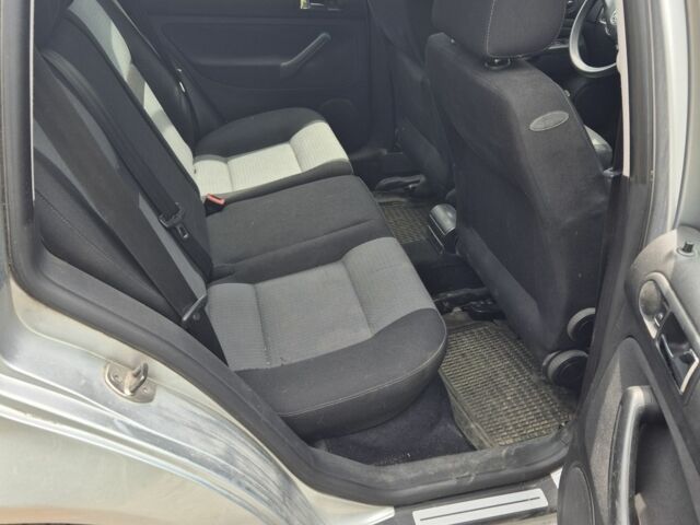 Сірий Фольксваген Гольф, об'ємом двигуна 1.9 л та пробігом 140 тис. км за 5500 $, фото 5 на Automoto.ua