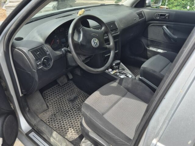 Сірий Фольксваген Гольф, об'ємом двигуна 1.9 л та пробігом 140 тис. км за 5500 $, фото 4 на Automoto.ua