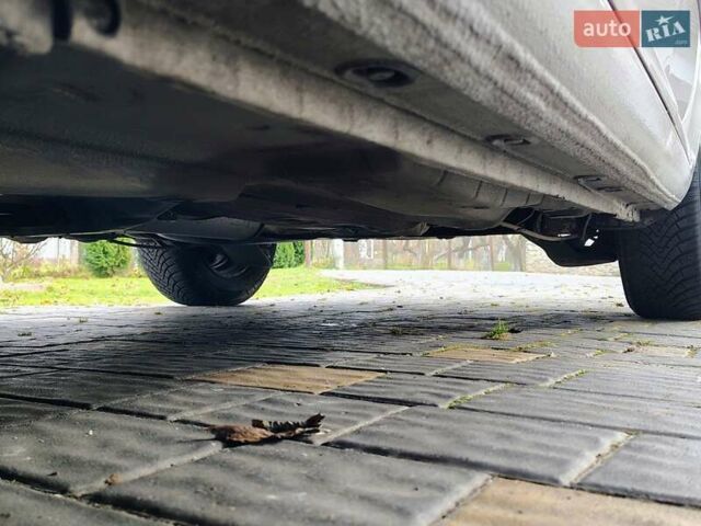 Серый Фольксваген Гольф, объемом двигателя 1.4 л и пробегом 220 тыс. км за 4500 $, фото 28 на Automoto.ua