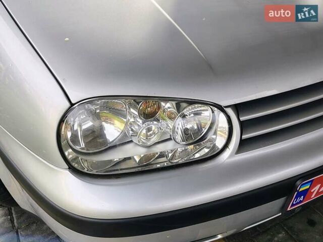 Серый Фольксваген Гольф, объемом двигателя 1.4 л и пробегом 220 тыс. км за 4500 $, фото 11 на Automoto.ua