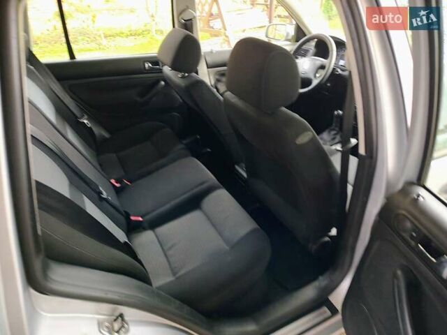 Серый Фольксваген Гольф, объемом двигателя 1.4 л и пробегом 220 тыс. км за 4500 $, фото 85 на Automoto.ua