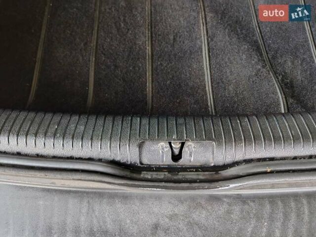 Серый Фольксваген Гольф, объемом двигателя 1.4 л и пробегом 220 тыс. км за 4500 $, фото 54 на Automoto.ua