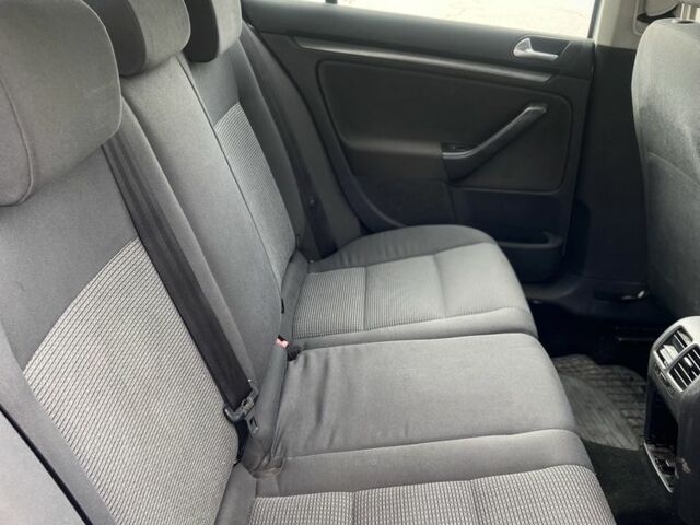 Сірий Фольксваген Гольф, об'ємом двигуна 0 л та пробігом 320 тис. км за 3000 $, фото 7 на Automoto.ua