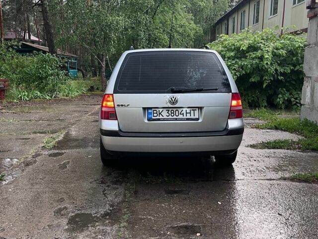 Серый Фольксваген Гольф, объемом двигателя 1.6 л и пробегом 260 тыс. км за 4450 $, фото 5 на Automoto.ua