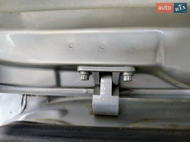 Серый Фольксваген Гольф, объемом двигателя 1.4 л и пробегом 220 тыс. км за 4500 $, фото 52 на Automoto.ua