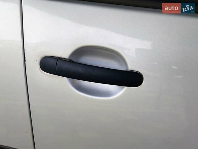 Серый Фольксваген Гольф, объемом двигателя 1.4 л и пробегом 220 тыс. км за 4500 $, фото 34 на Automoto.ua