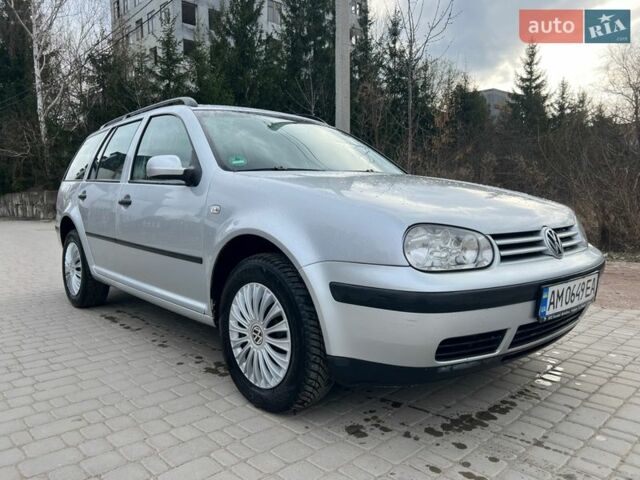 Серый Фольксваген Гольф, объемом двигателя 1.6 л и пробегом 230 тыс. км за 4700 $, фото 4 на Automoto.ua