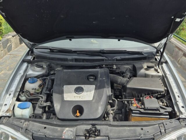 Сірий Фольксваген Гольф, об'ємом двигуна 1.9 л та пробігом 140 тис. км за 5500 $, фото 7 на Automoto.ua