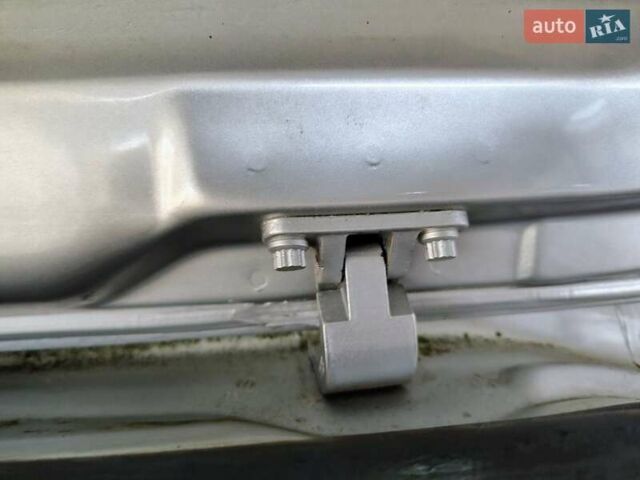 Серый Фольксваген Гольф, объемом двигателя 1.4 л и пробегом 220 тыс. км за 4500 $, фото 55 на Automoto.ua