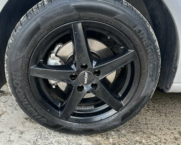 Серый Фольксваген Гольф, объемом двигателя 1.6 л и пробегом 279 тыс. км за 5300 $, фото 12 на Automoto.ua