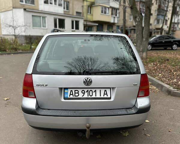 Серый Фольксваген Гольф, объемом двигателя 1.6 л и пробегом 297 тыс. км за 4300 $, фото 2 на Automoto.ua