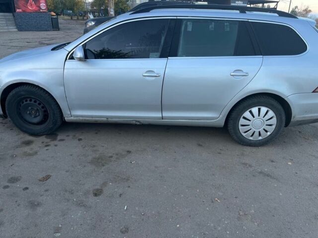 Серый Фольксваген Гольф, объемом двигателя 1.9 л и пробегом 270 тыс. км за 1800 $, фото 4 на Automoto.ua