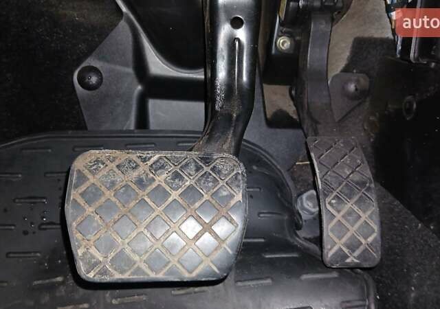 Серый Фольксваген Гольф, объемом двигателя 1.98 л и пробегом 223 тыс. км за 5000 $, фото 10 на Automoto.ua